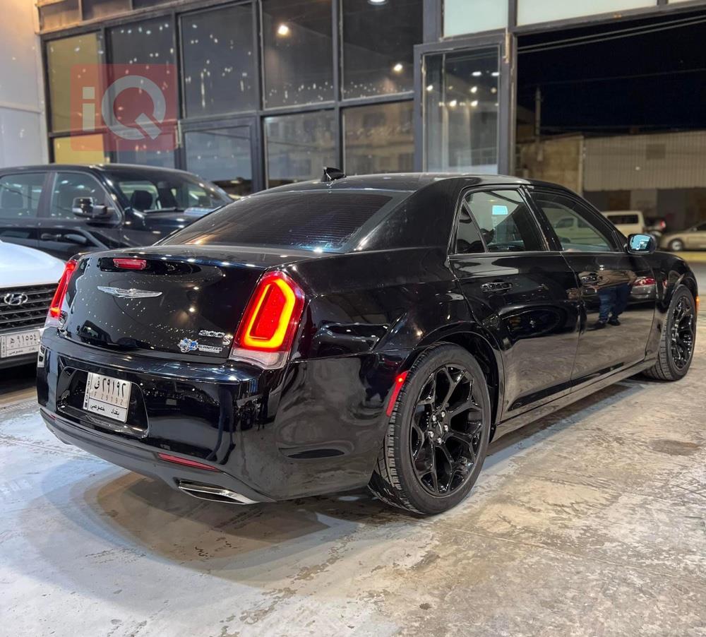 Chrysler 300